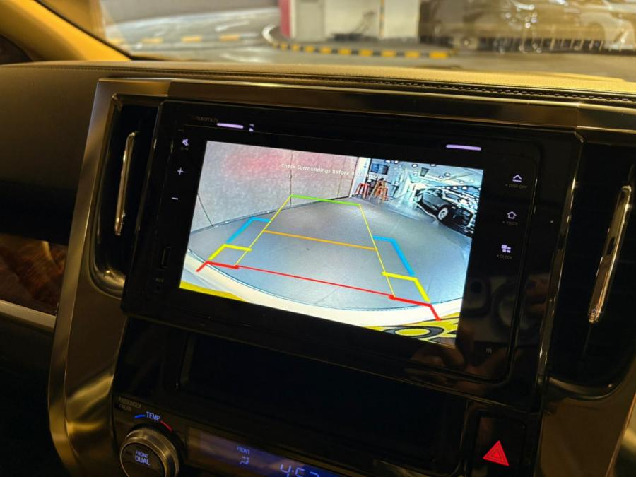 Alphard 2.5 Facelift - Image 5